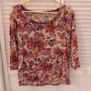XL half sleeve multicolored top. Nicole Miller